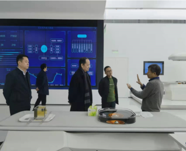 中國中醫(yī)藥科技發(fā)展中心領(lǐng)導(dǎo)赴渝就聚焦超聲技術(shù)與中醫(yī)藥結(jié)合開展臨床科研一體化項(xiàng)目調(diào)研